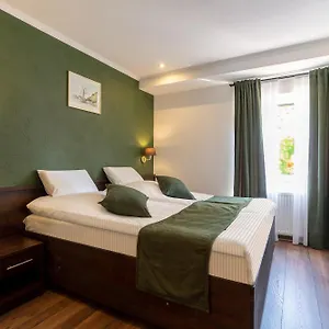 https://jupas-dusseldorf.dusseldorf-hotel.net